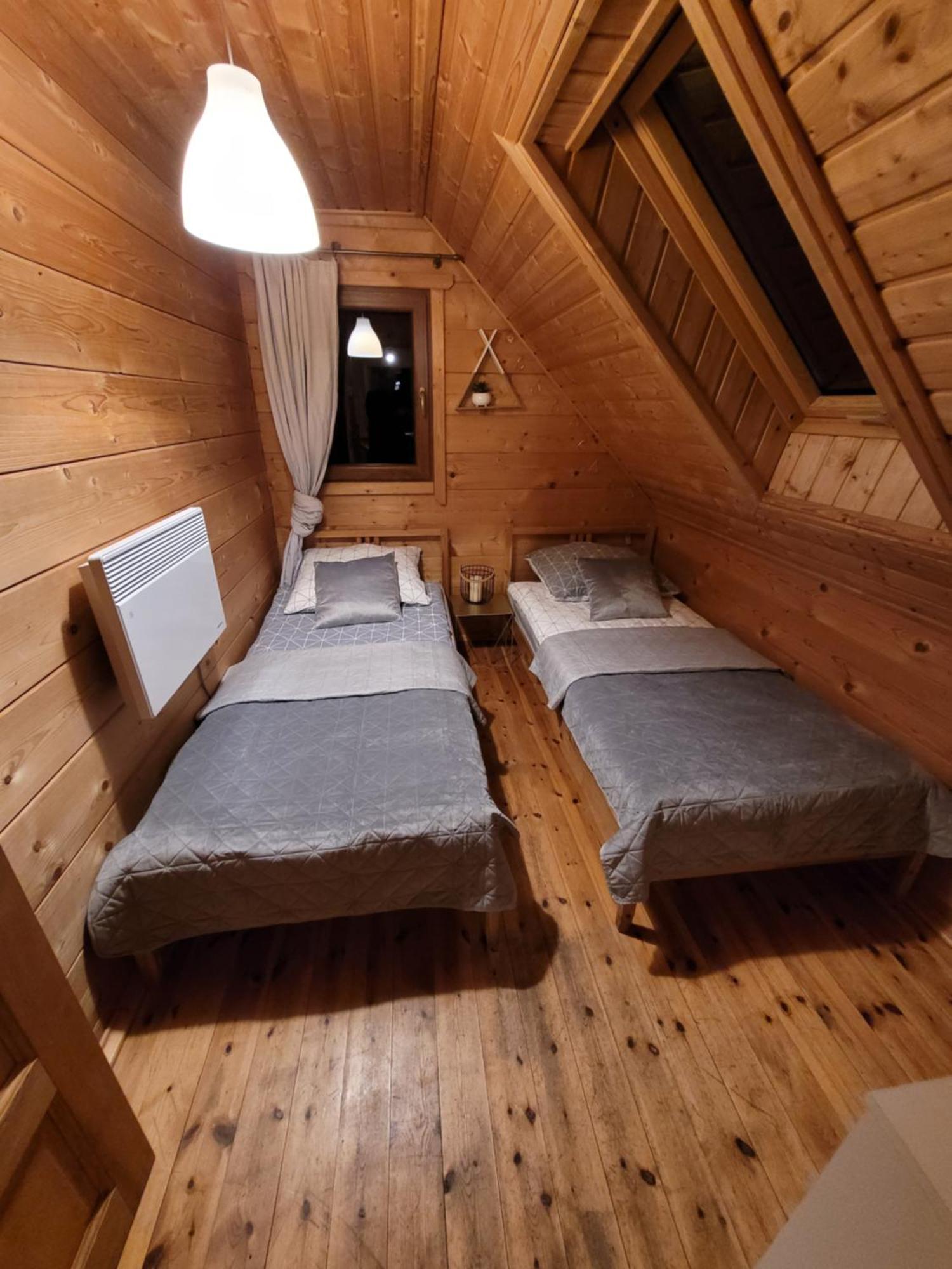 Dom Nad Stawem Dluzec 55A Villa Мронгово Екстериор снимка